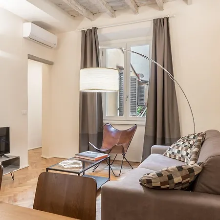 Romantic Novella By Mmega Apartmán Florencie