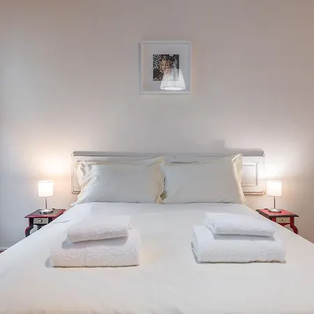 Romantic Novella By Mmega Apartmán *